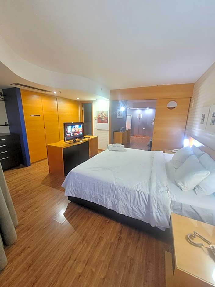 Flat no Golden Tulip By Rei dos Flats