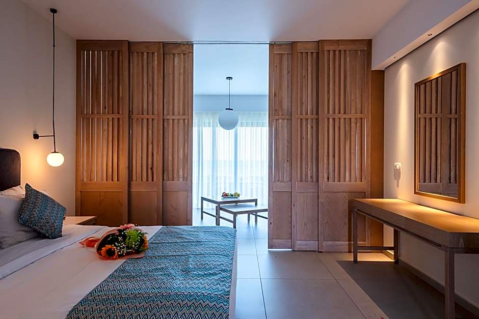 Silver Beach Hotel & Apartments