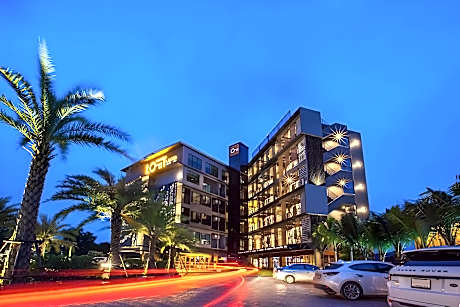 Loft Mania Boutique Hotel