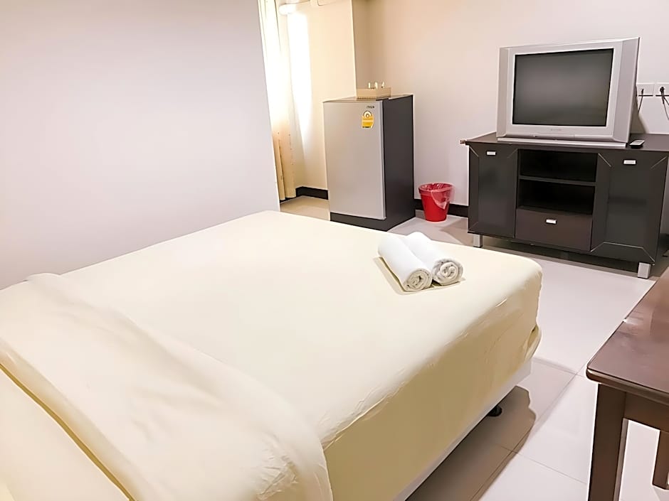 Sea Land View Apartment @ Sriracha