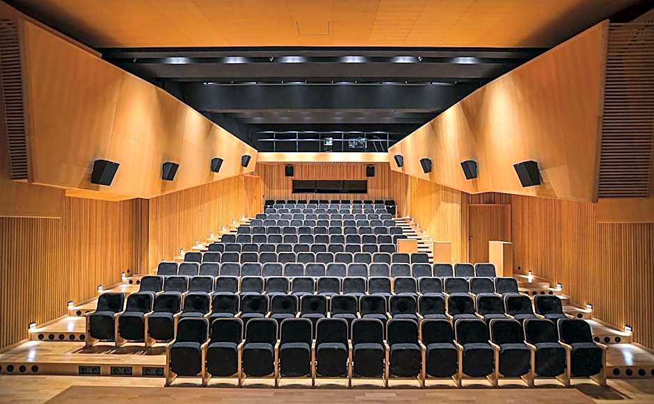 DoubleTree By Hilton Lodz