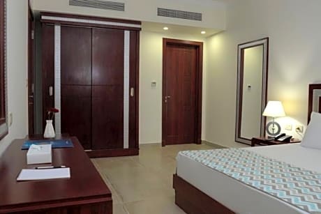 Beachfront One Bedroom Suite