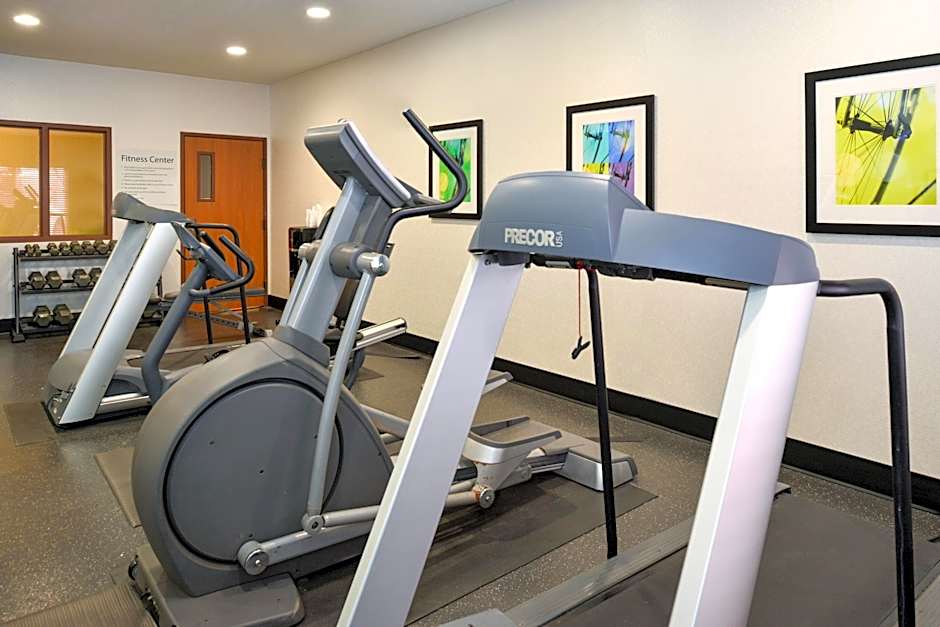 Holiday Inn Express Hotel & Suites Omaha West By IHG