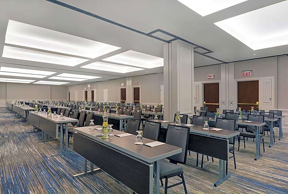 Embassy Suites By Hilton Hotel Chicago Downtown
