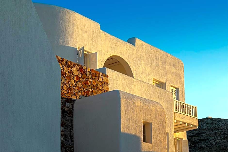 Aspalathras White Hotel