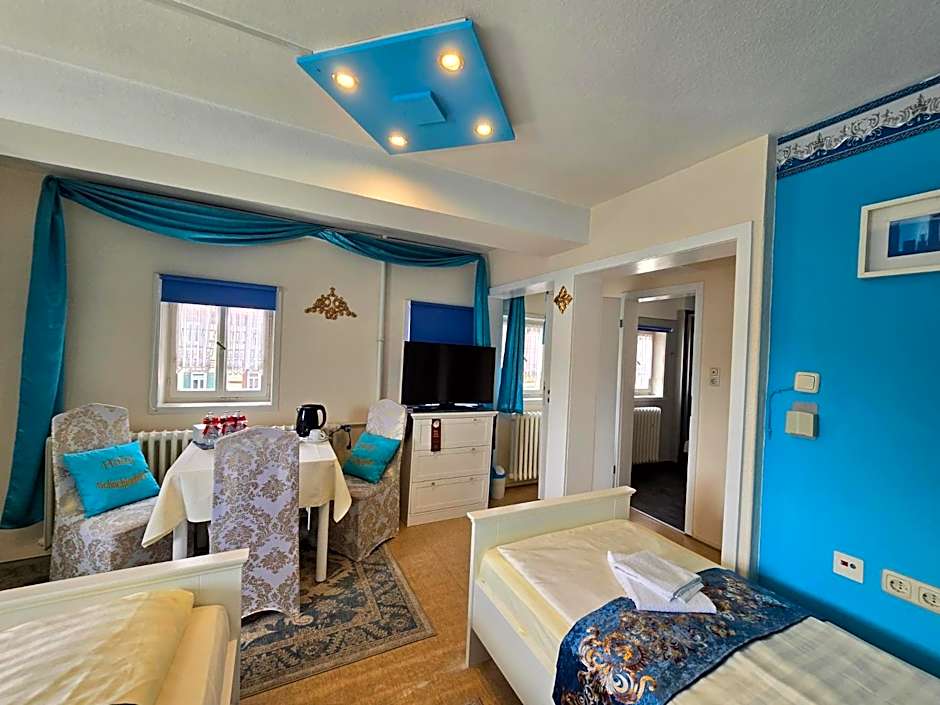 Photo 1 of 2 of Triple Room