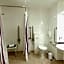 Premier Inn Swansea Waterfront