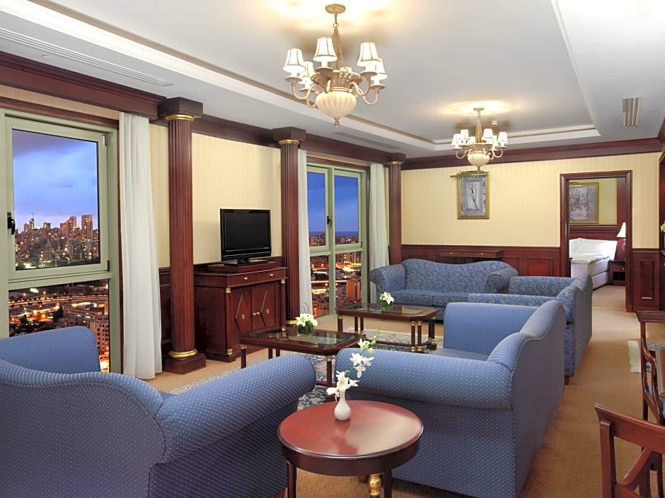 Hilton Beirut Metropolitan Palace