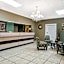 Super 8 by Wyndham Williamsburg