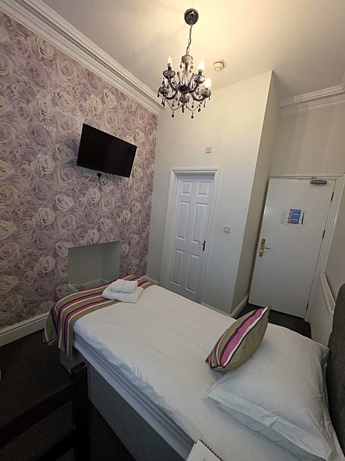 Harry's Hotel