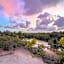 San Bruno TROPICAL Villa With POOL