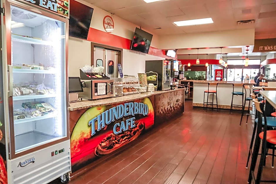 Howard Johnson by Wyndham Ocala FL