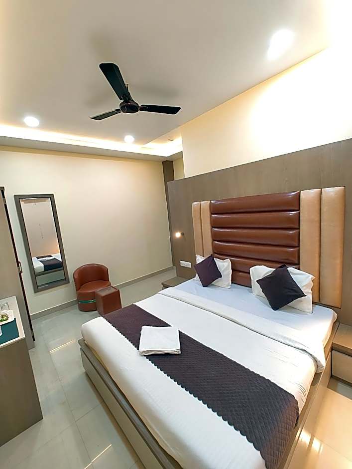 Goroomgo Akay guest house Varanasi 3km from Kashi Vishwanath Temple