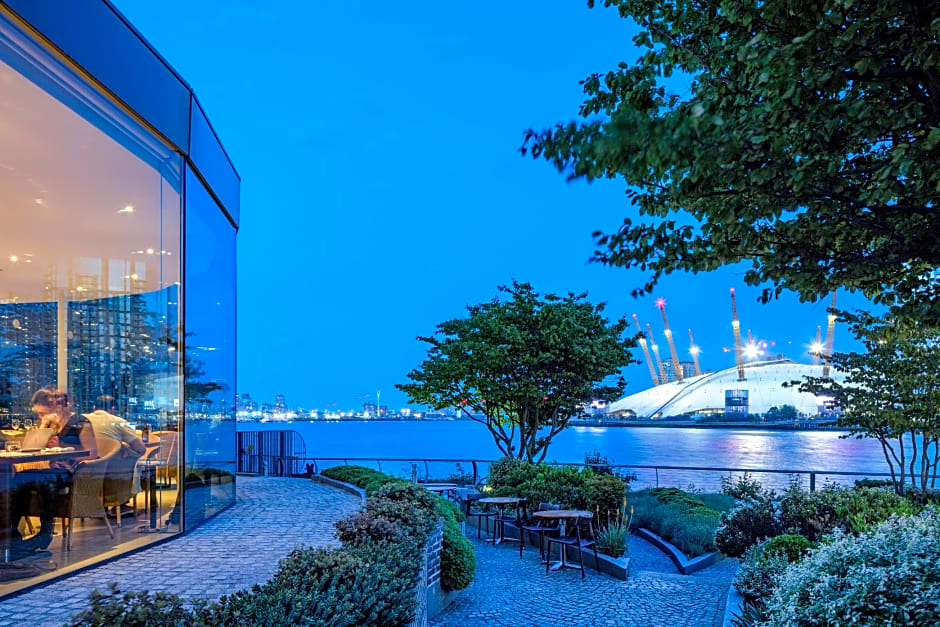 Radisson Blu Edwardian, New Providence Wharf