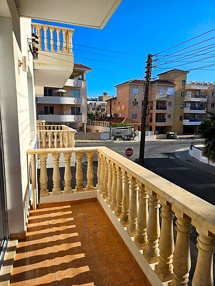 ROOMS by Emmelia Group