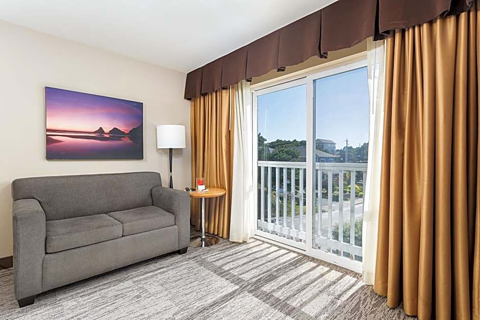 The Coho Oceanfront Lodge