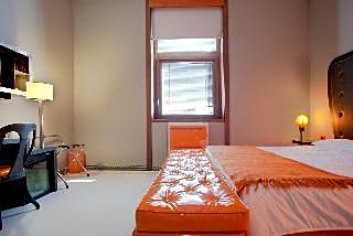 Orange Hotel