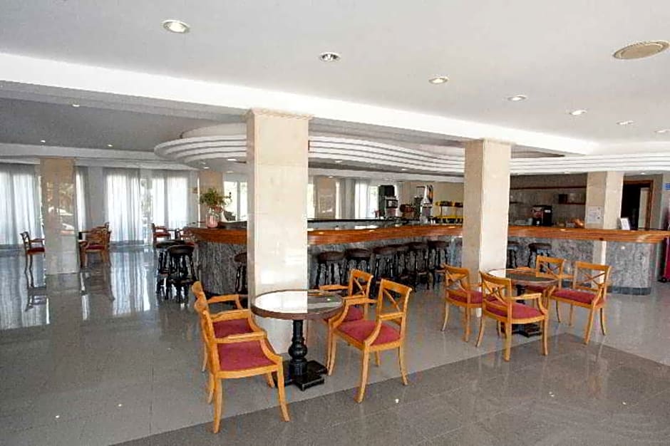 Playamar Hotel & Apartamentos