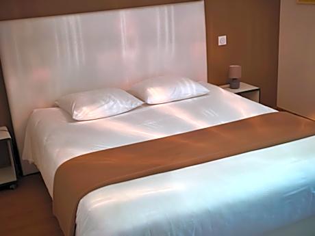 Comfort Triple Room with Shower