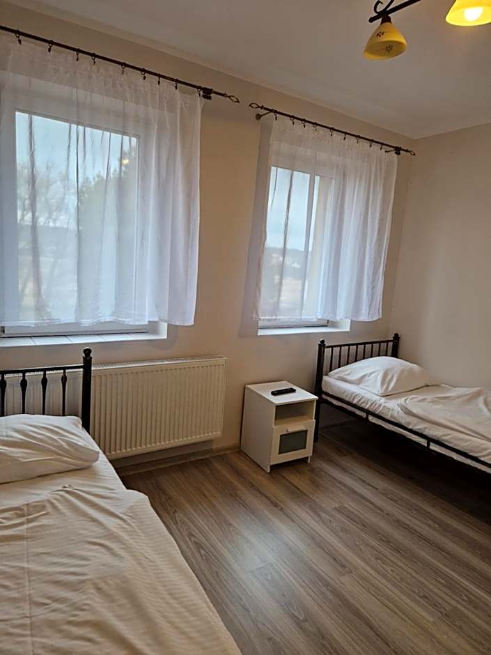 Restauracja i Noclegi Pod Sikorką