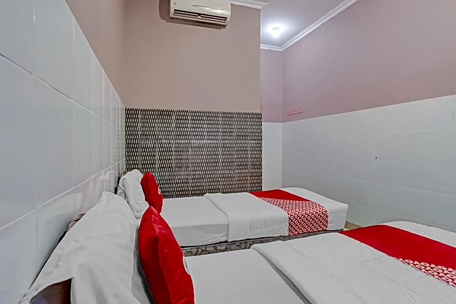 Hotel O Enggal Near Gor Saburai Formerly Hotel Pelangi