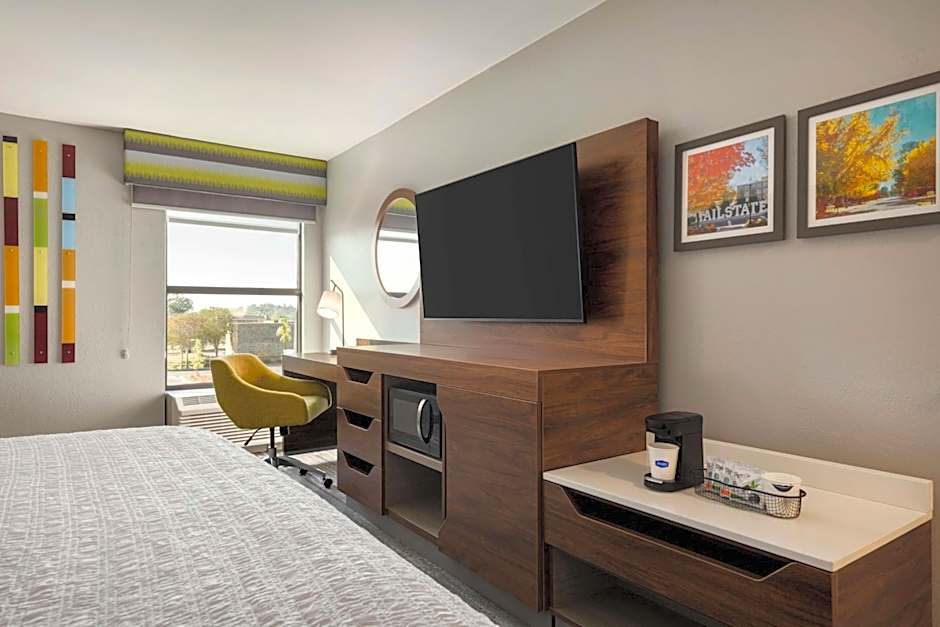 Hampton Inn By Hilton Starkville