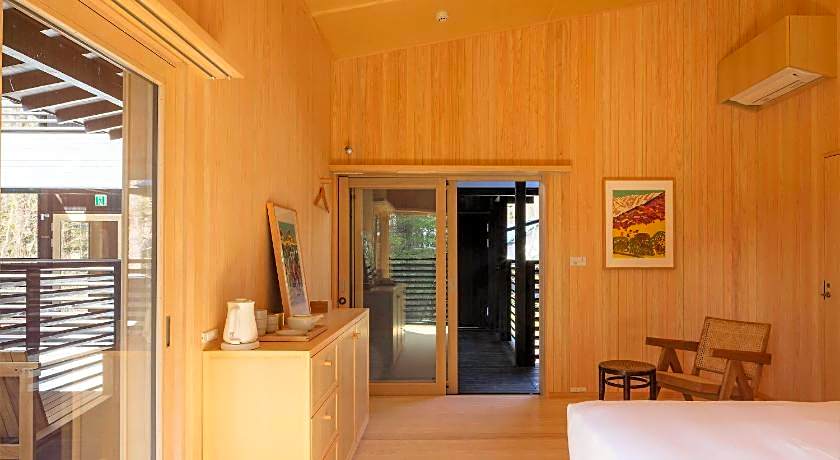 SHISHI-IWA HOUSE KARUIZAWA