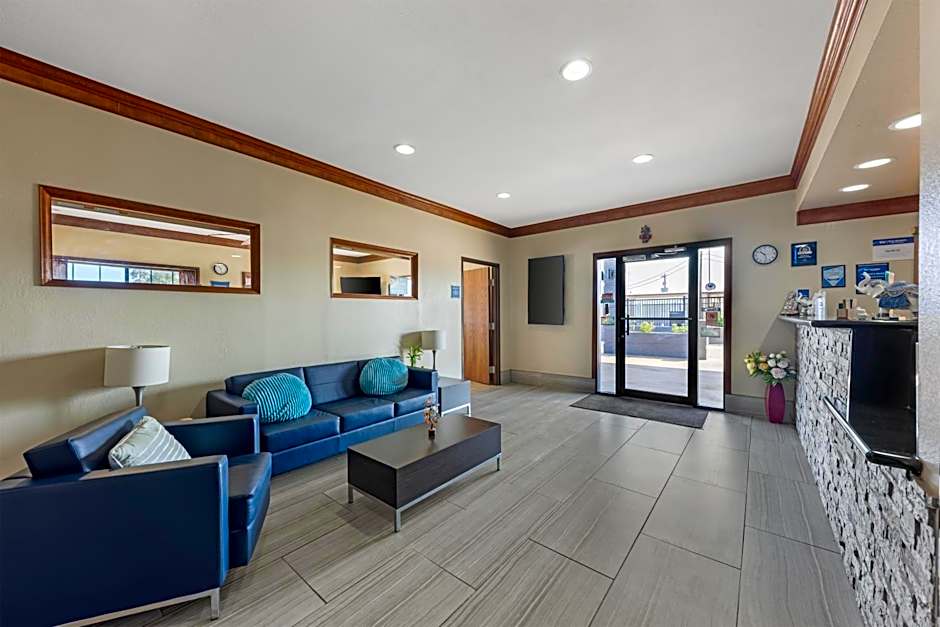 Best Western Regency Inn & Suites