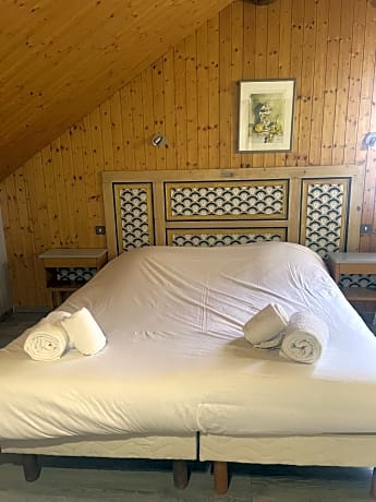 Quadruple Room with Bath