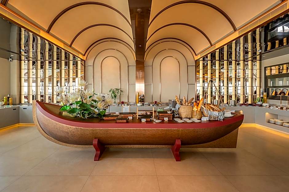 The Iris Signature Hotel and Spa