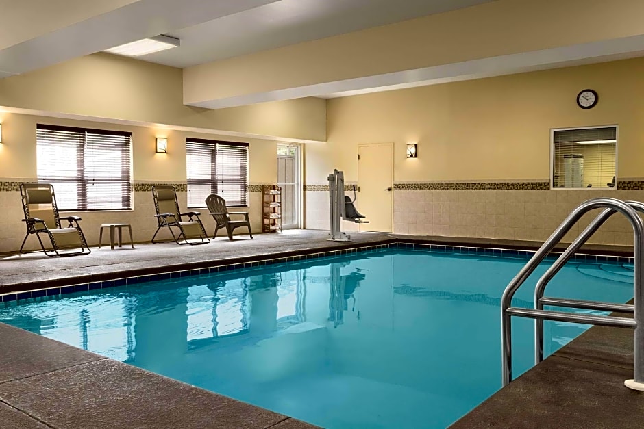 Country Inn & Suites by Radisson, Dothan, AL
