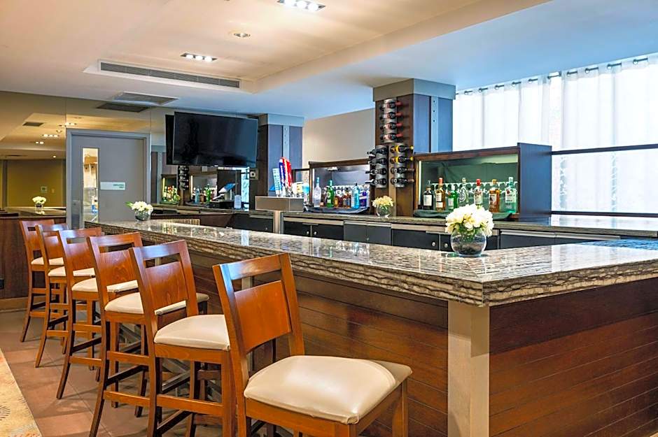 Allure Hotel & Conference Center