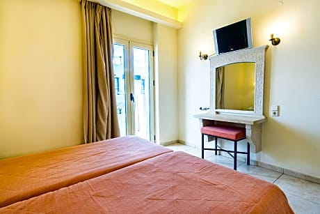 ONE BEDROOM SEA VIEW APARTMENT