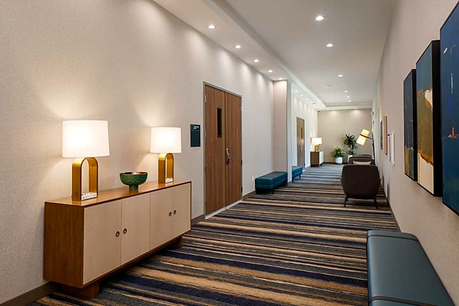 Holiday Inn Hotel And Suites Monterey Park Los Angeles By IHG