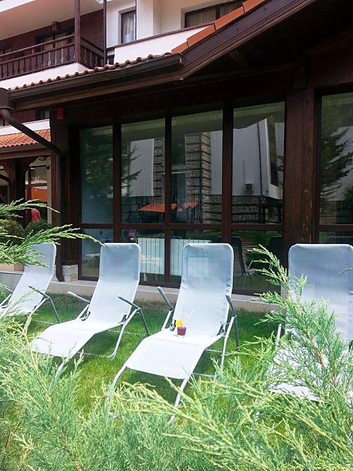 Winslow Infinity Apart Hotel