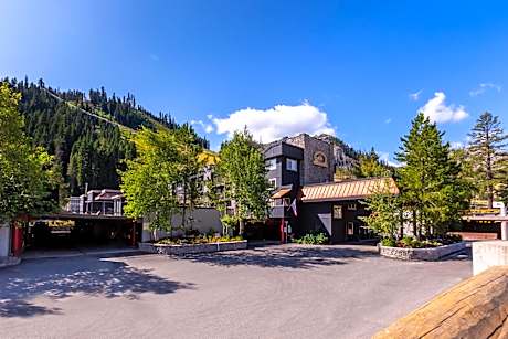 Red Wolf Lodge At Squaw Valley