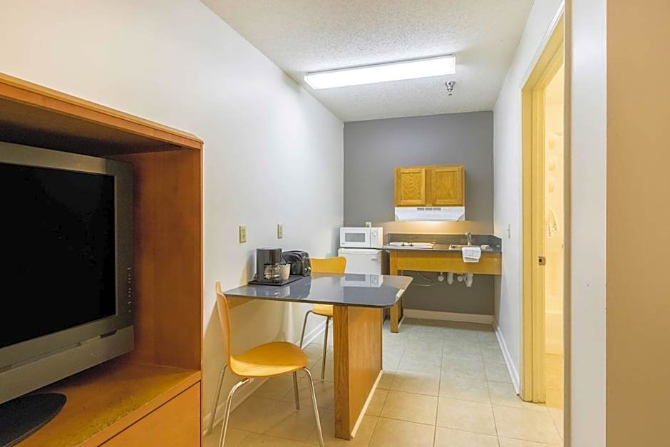 Studio 6-Statesboro, GA