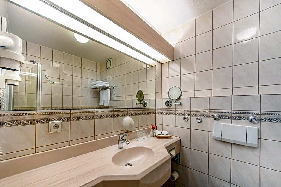 Best Western Plus Delta Park Hotel