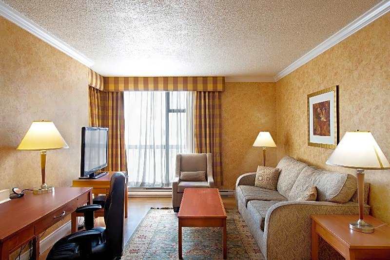 Sunset Inn and Suites