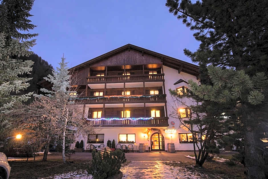Hotel Casa Alpina - Alpin Haus