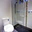Sandown Regency Hotel & Apartments