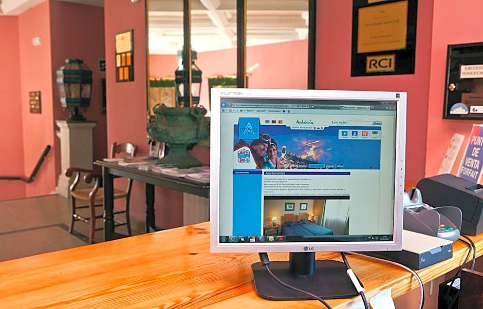 Hotel Apartamentos Trevenque