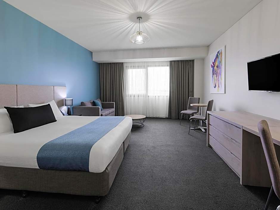 Mantra Melbourne Melton