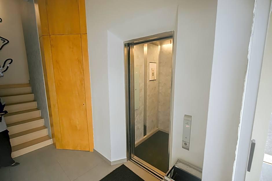 Double H Boutique Hotel