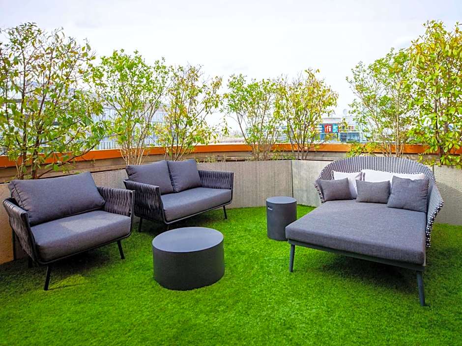 Novotel Suites Paris Issy Les Moulineaux