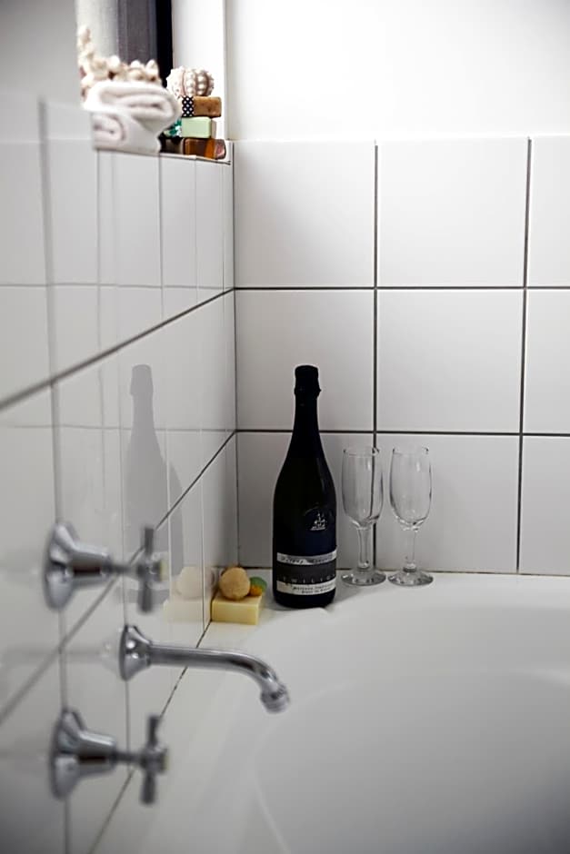 Esperance Island View Apartments