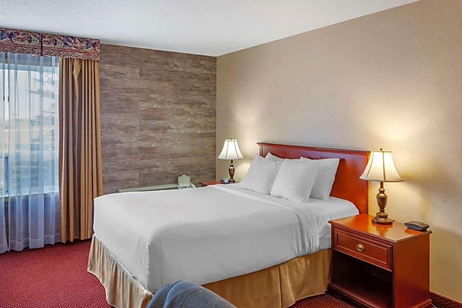 Quality Inn & Suites Edmonton International Airport