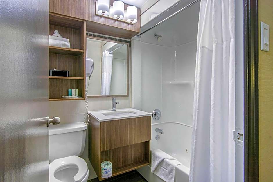 Clarion Hotel Sudbury