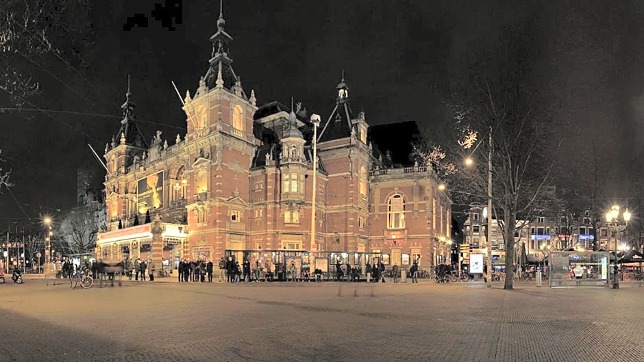 Leidse Square 5 star Luxury Apartment