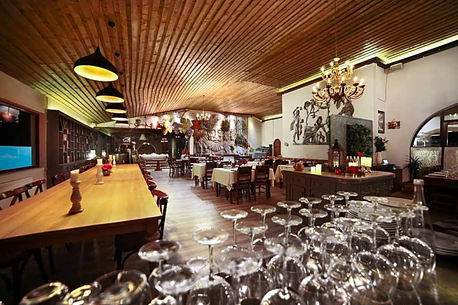Vinifera Hotel Yedibilgeler Vineyards